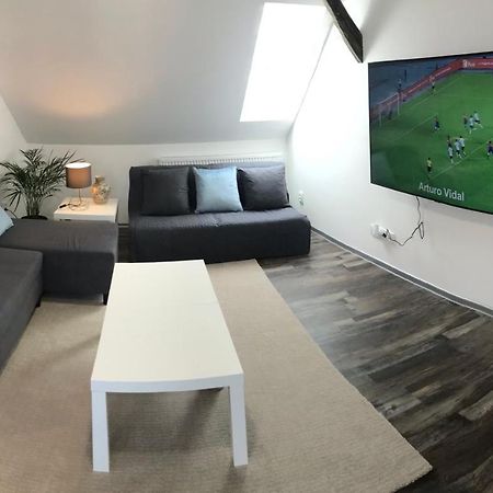 Apartman 3Kk 80 M2 S Virivkou A Saunou ยีห์ลาวา ภายนอก รูปภาพ